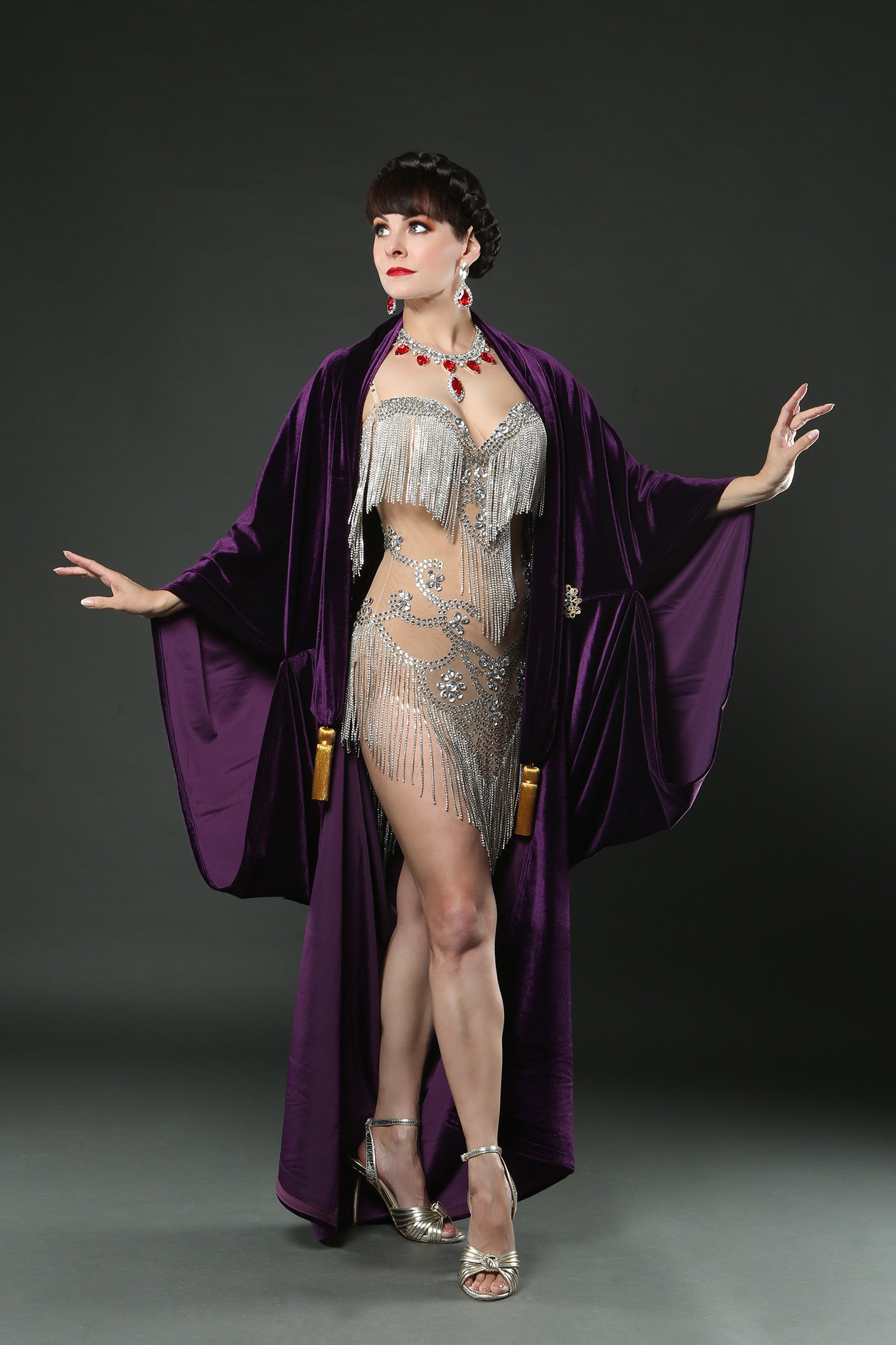 1920's purple flapper fashion dress